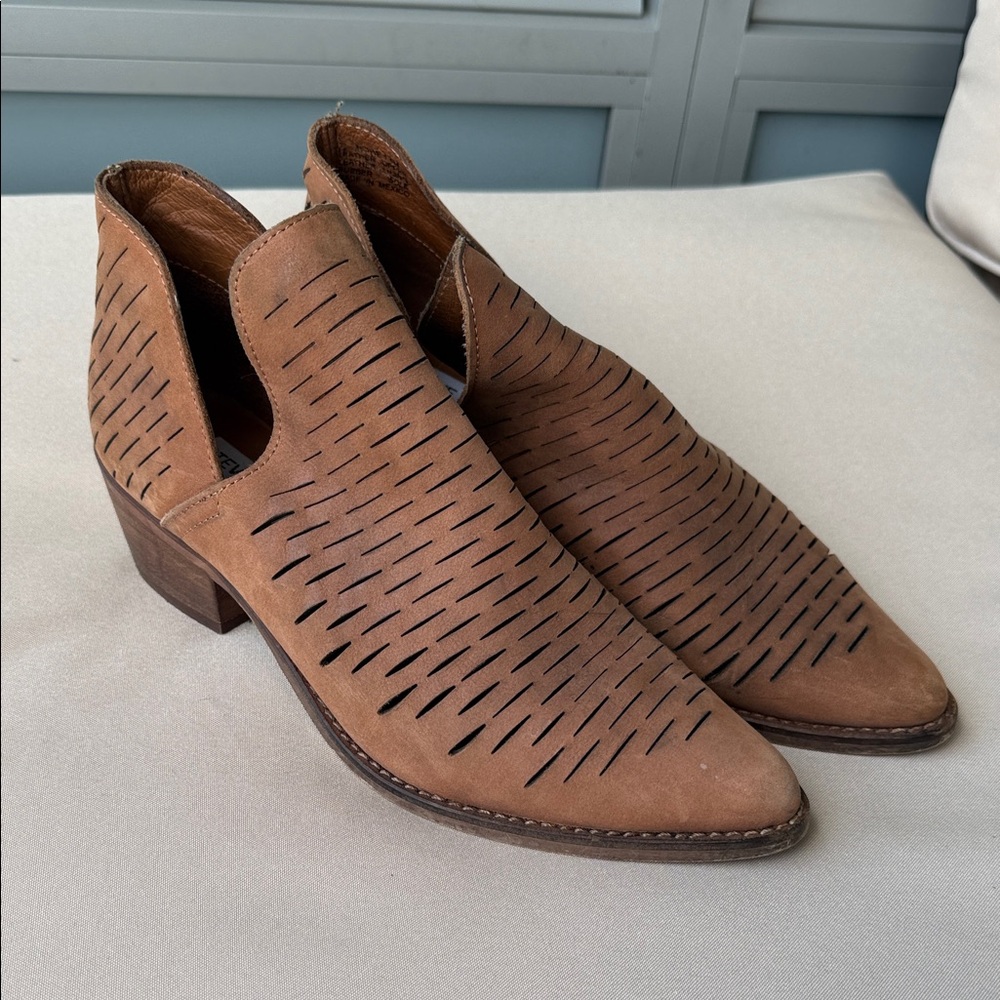Women’s Tan Cutout Leather Boots
